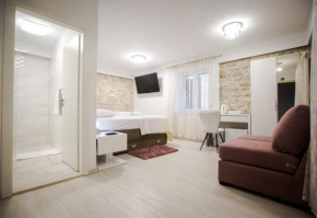 Lions Luxury Rooms